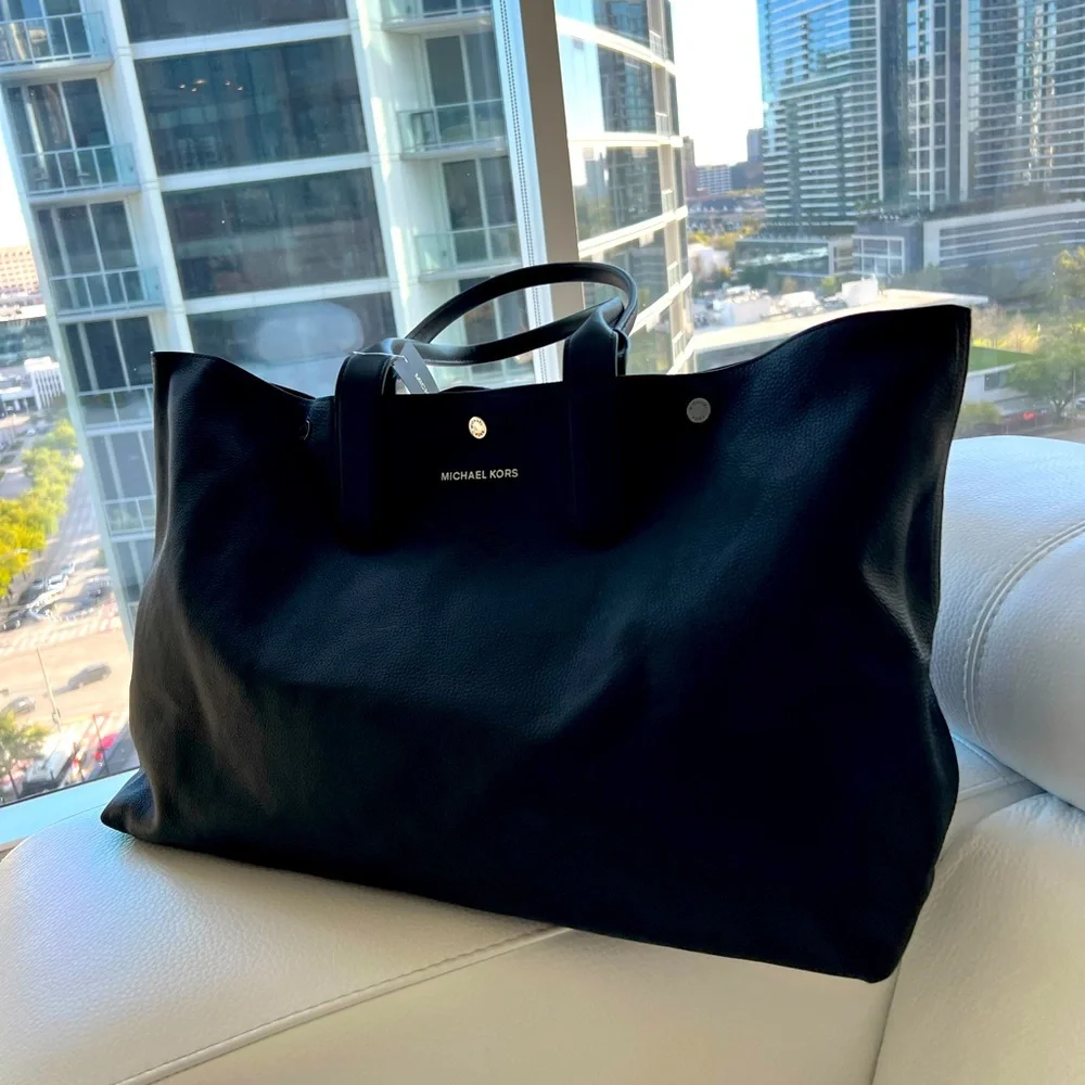 MICHAEL KORS  EXCUSE LIMITED Hudson Unisex Oversized Leather Tote Bag
